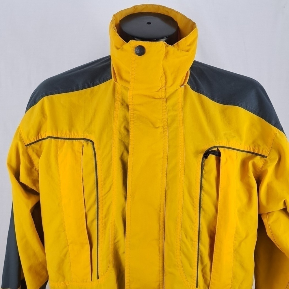 Gerry outdoors multipocket double zipper snap front lined yellow & gray med coat